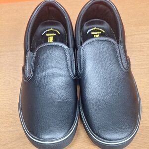 Tredsafe Slip Resistant Shoes Womens Size 10w